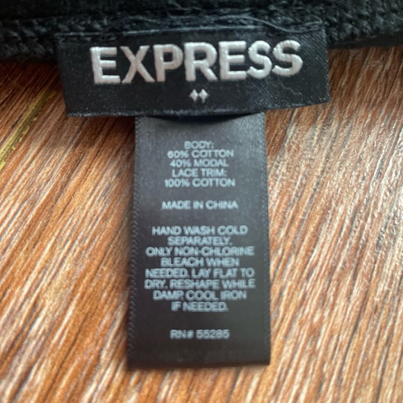 EXPRESS Black Lace Shorts, medium - Picture 3 of 3